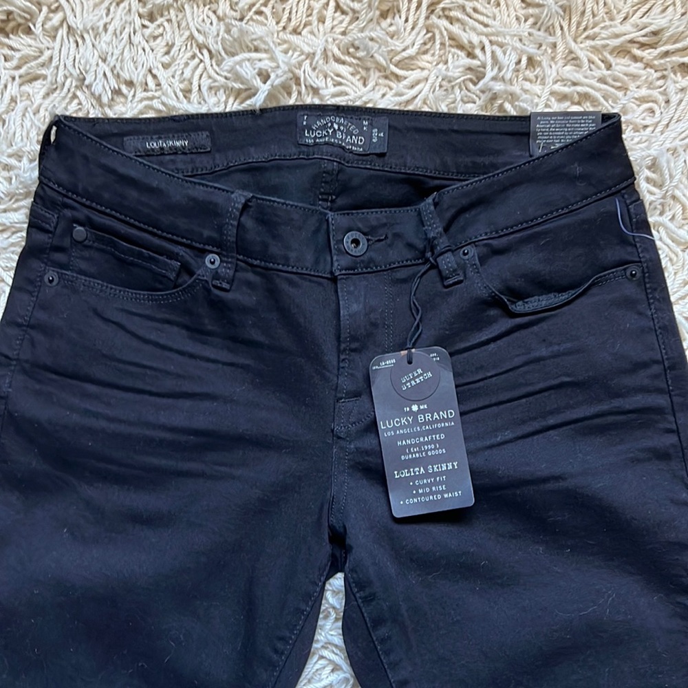 NWT Lucky Brand Lolita Skinny Curvy Fit Black Jeans- Super Stretch